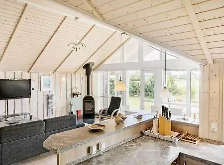 Holiday home M16005-vaeggerlose-hansavej-10